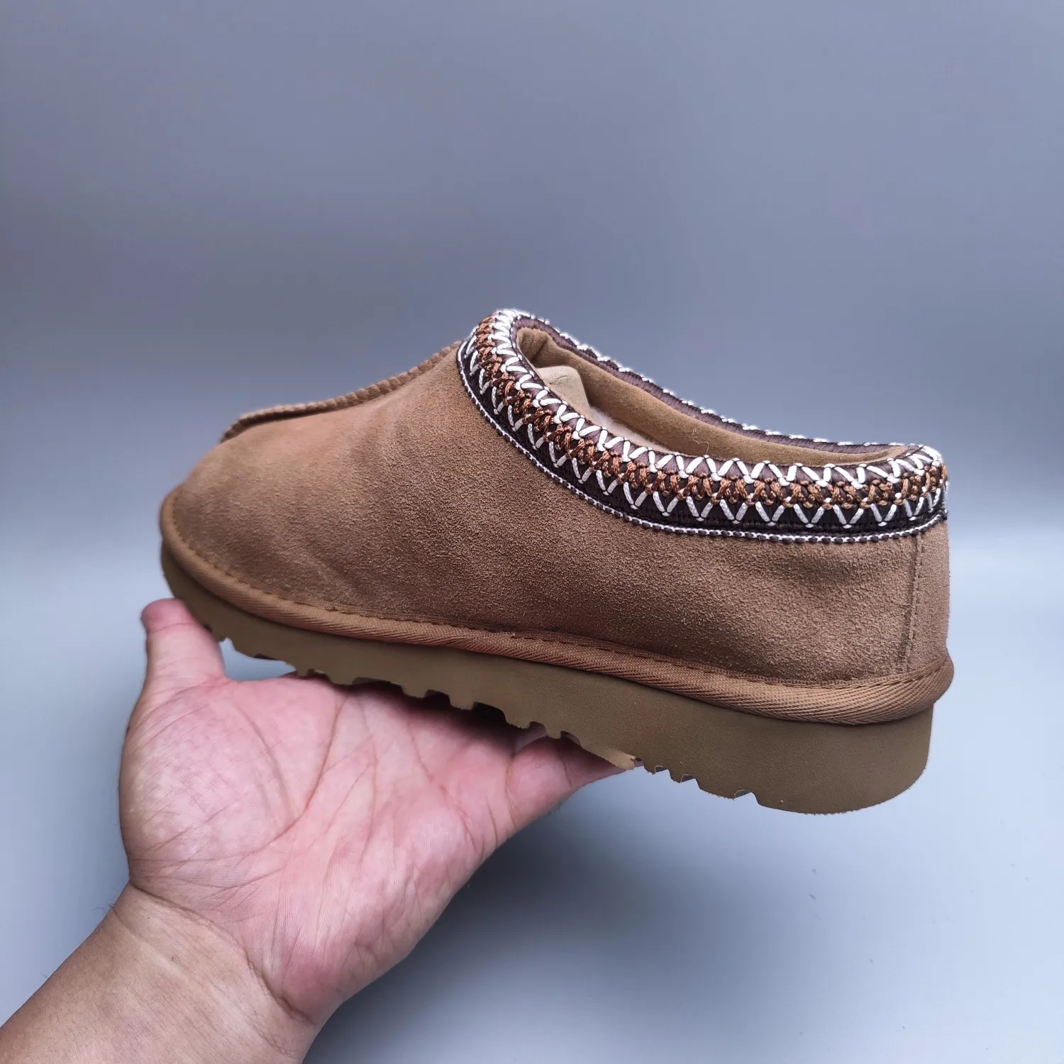 💰440 UGG sheepskin one-piece snow boots for women 5955 men's shoes 5950 one-legged home style for men and women Color: Maroon Black Sand Gray Chocolate Number: 35-45